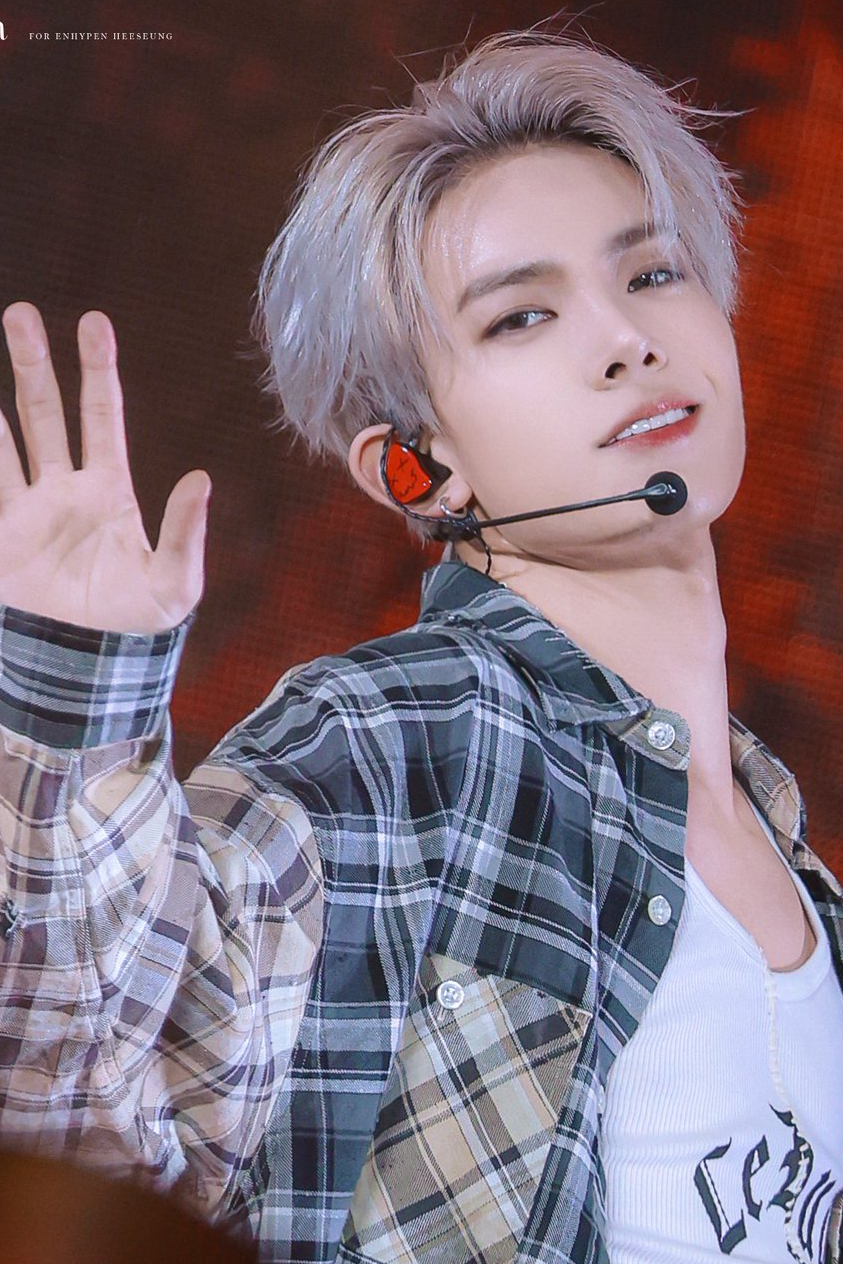희승 (ENHYPEN)의 최신 사진