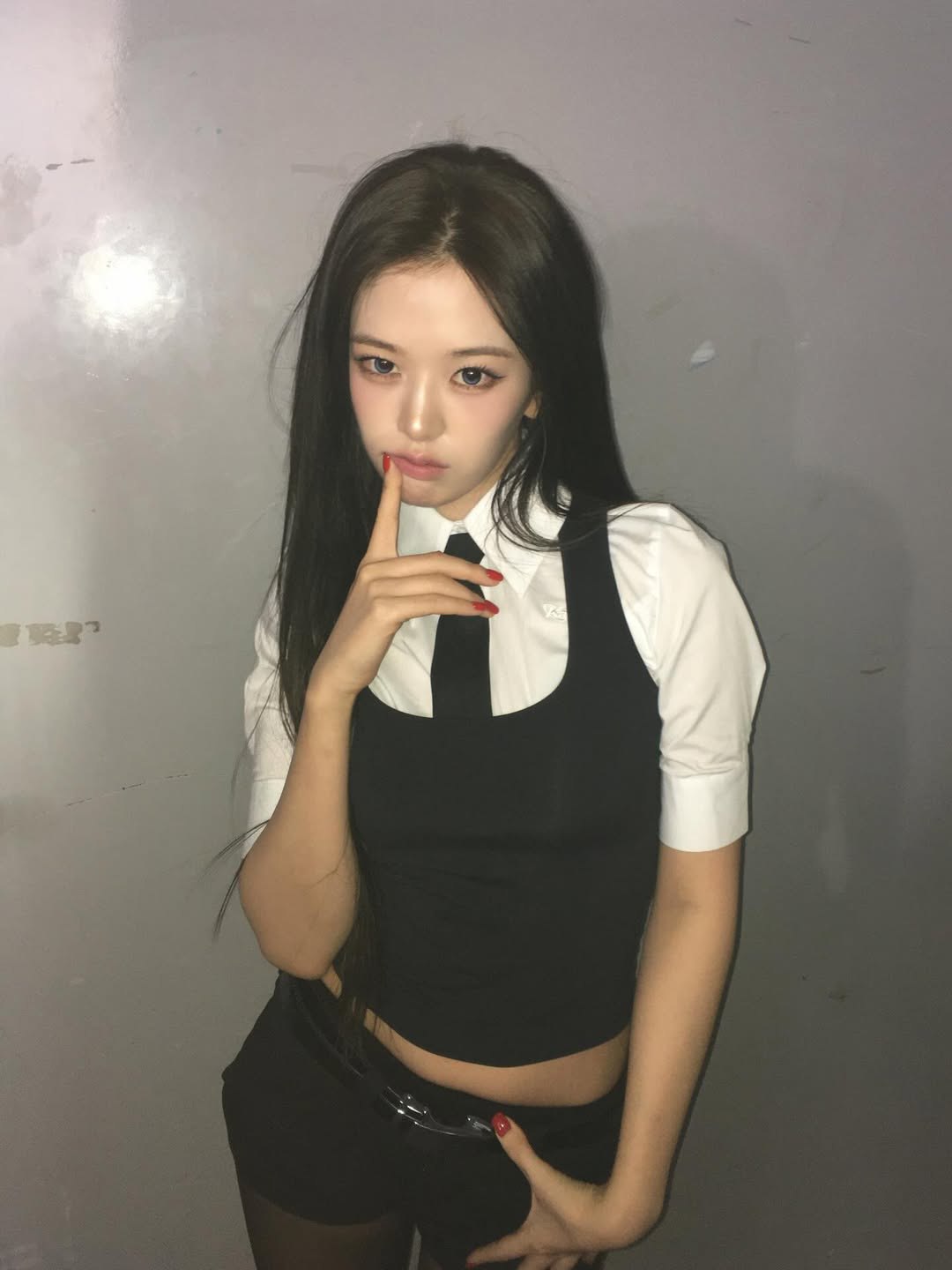 안유진 (IVE) 최근 활동샷