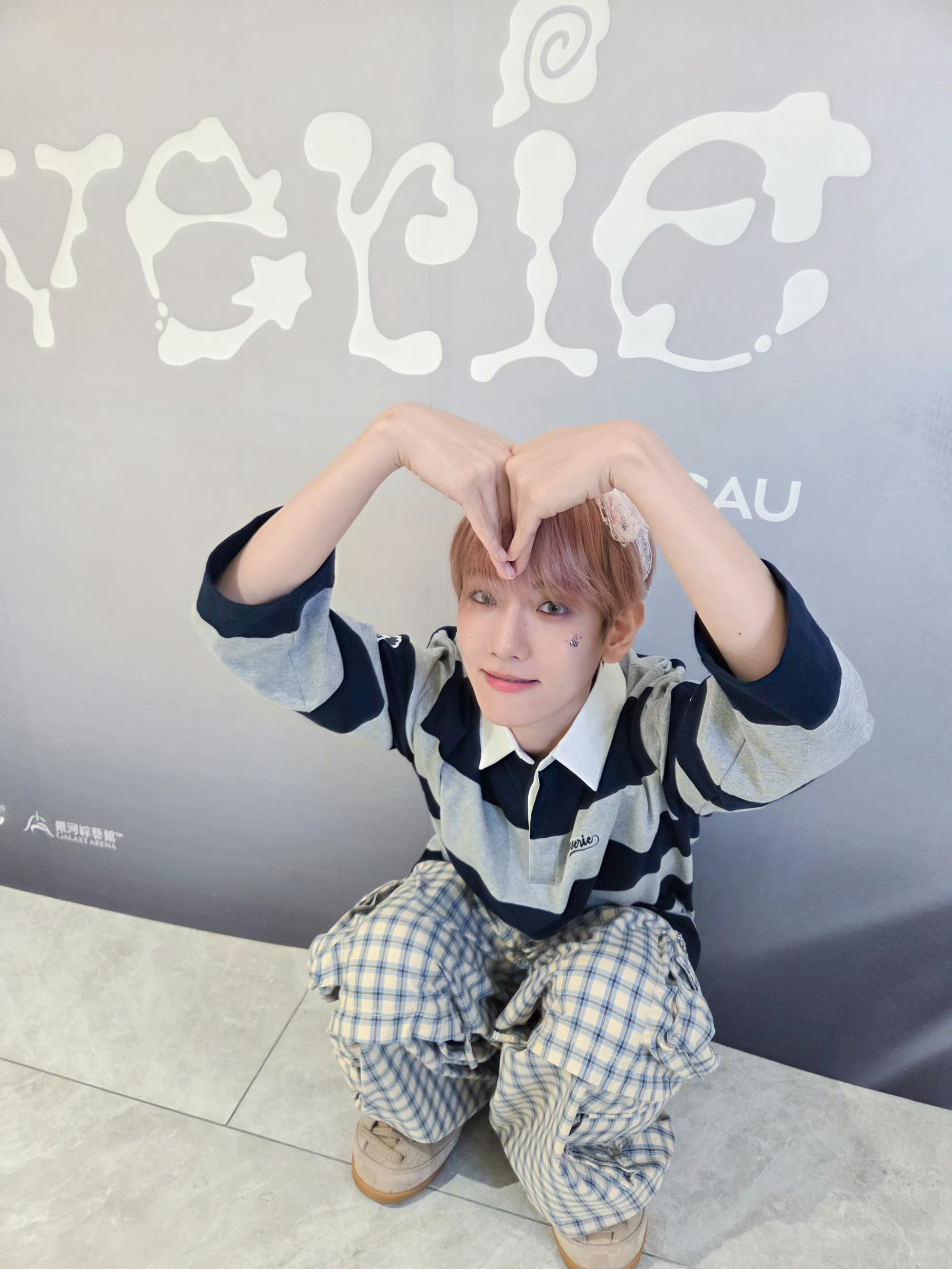 EXO의 비하인드 컷