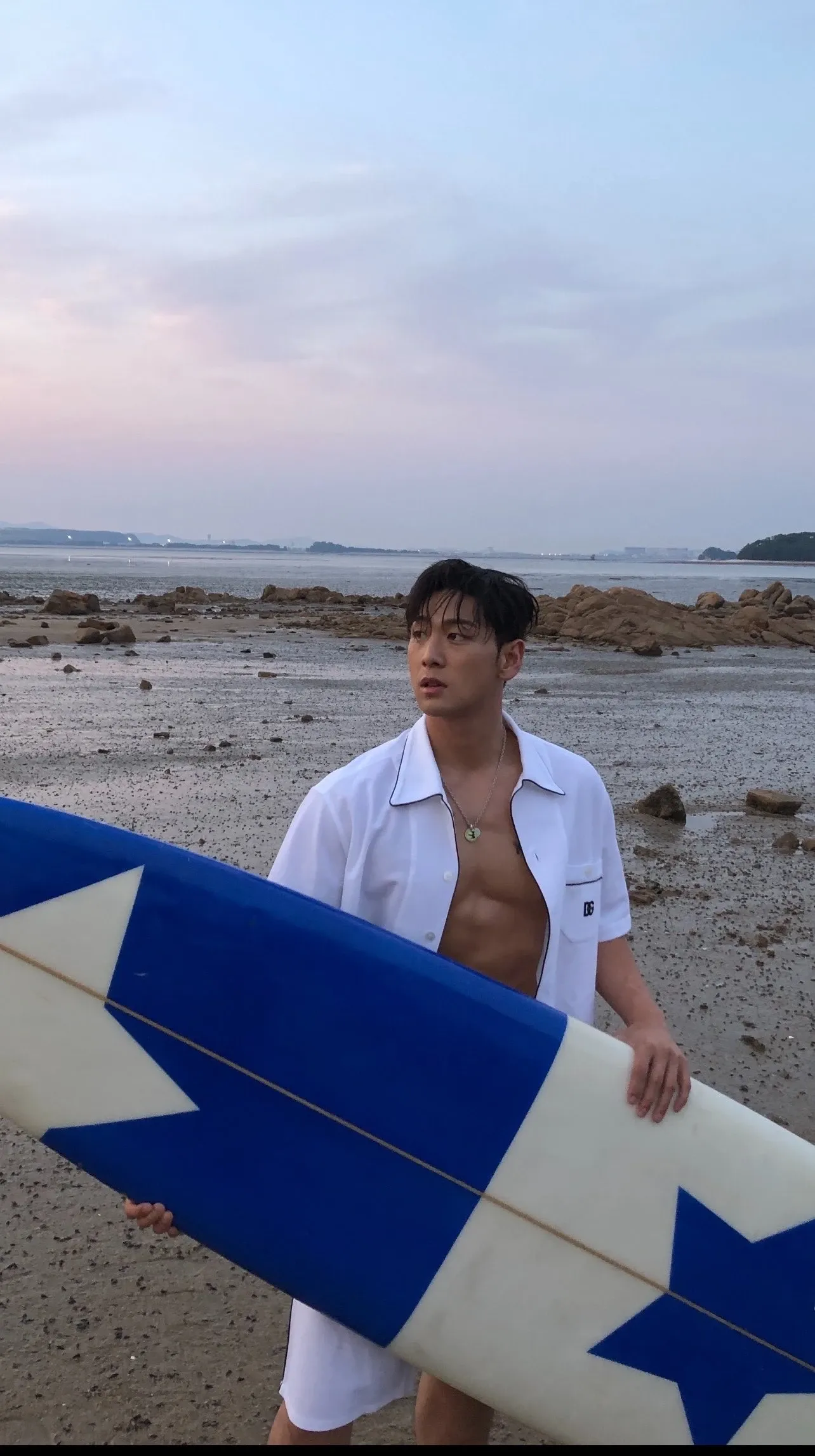 백호의 비하인드 컷