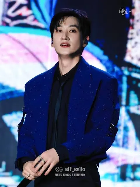 Recent activity shot of Eunhyuk (Super Junior)