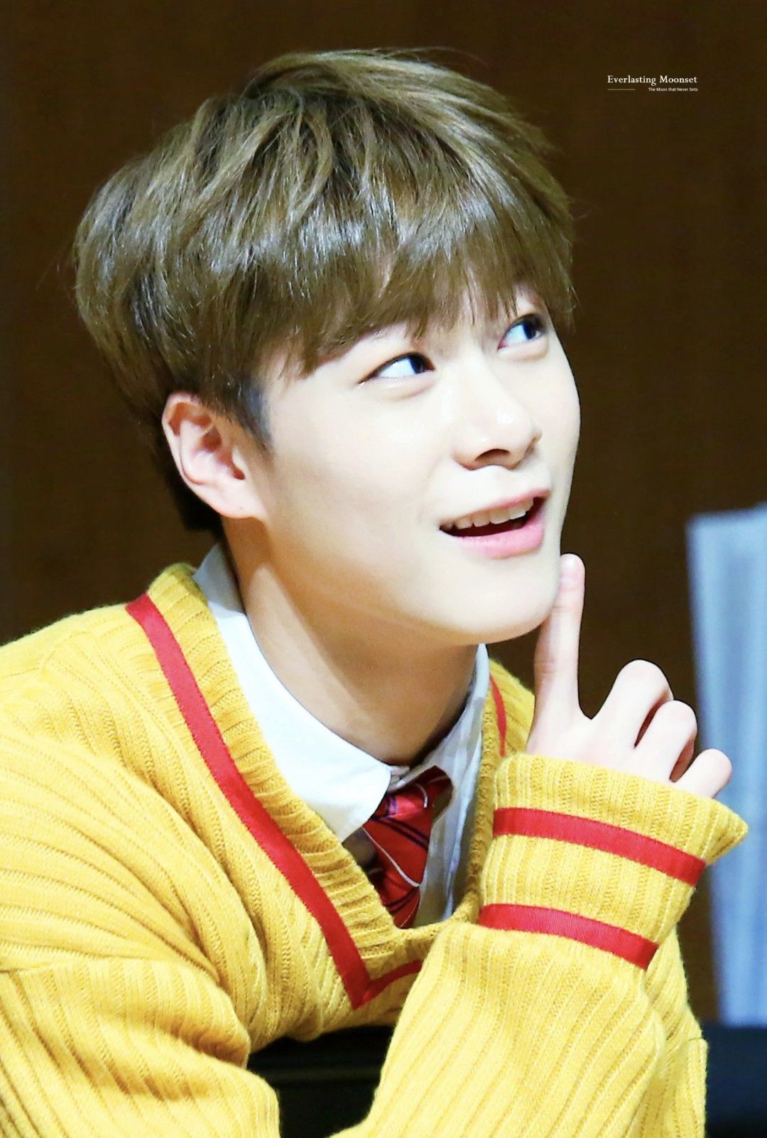Latest photo of Moonbin (ASTRO)
