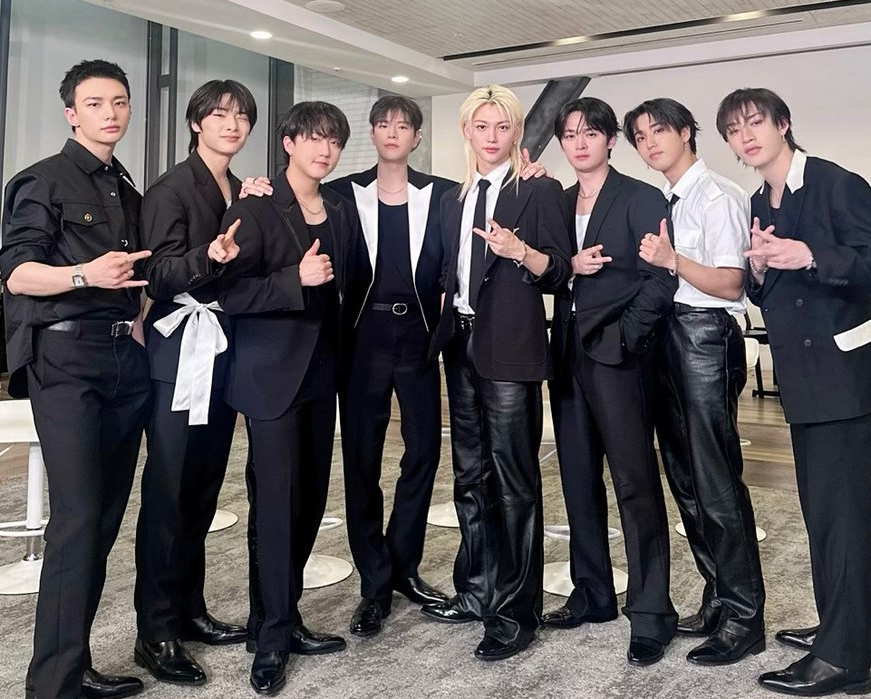 Stray Kids의 비하인드 컷