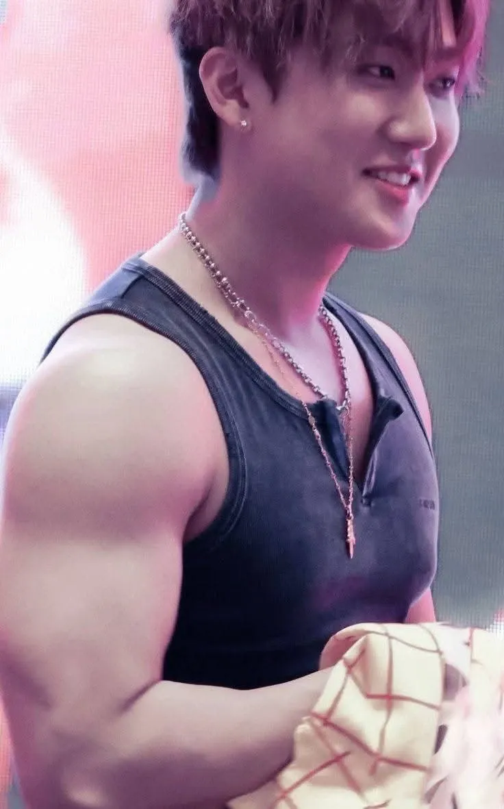 彰彬 (Stray Kids)的最新活动照片