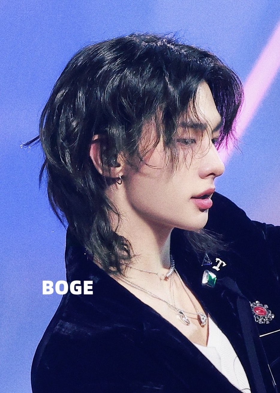Potret di balik layar Hyunjin (Stray Kids)