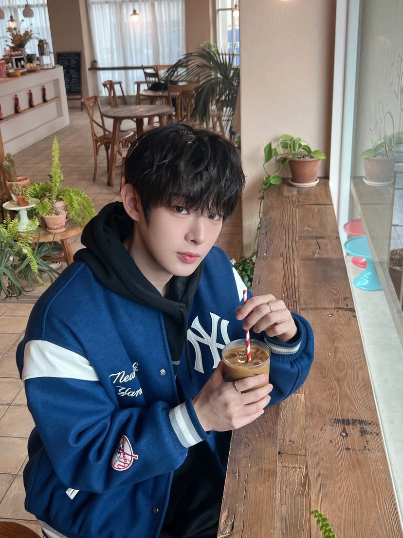 スティーブン (AHOF)の最近の活動写真