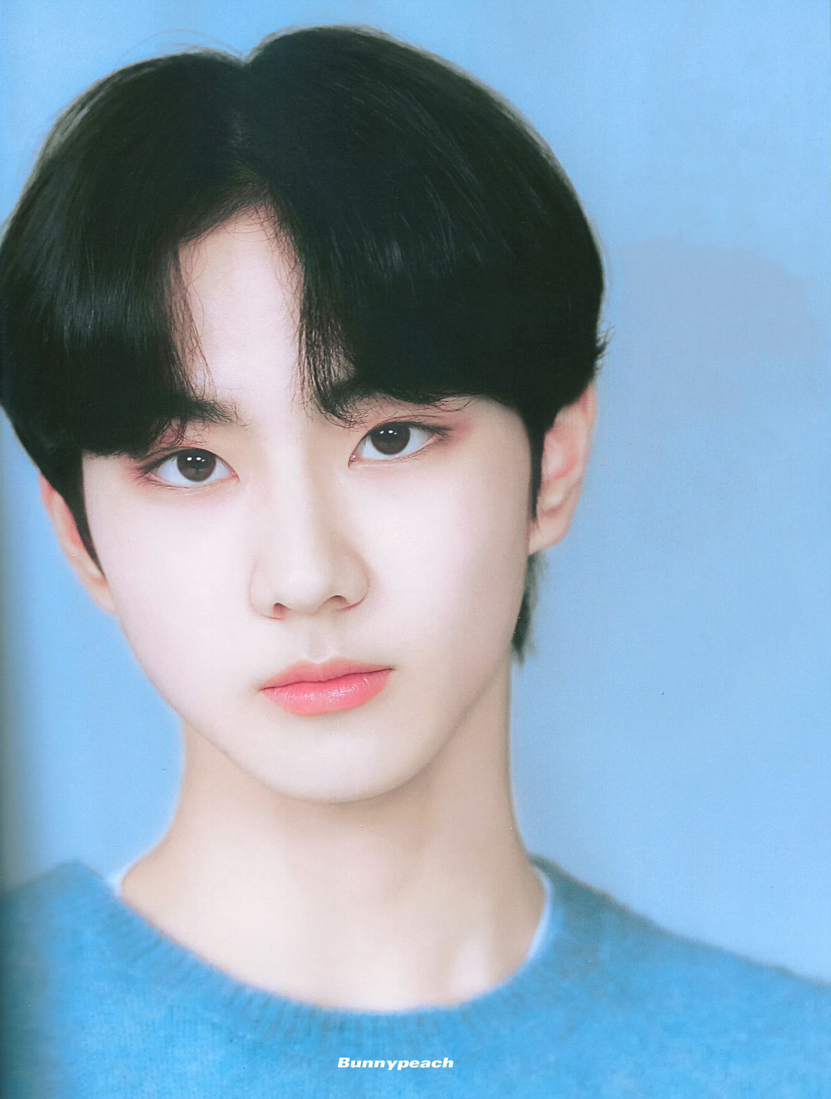 Latest photo of Jungwon (ENHYPEN)