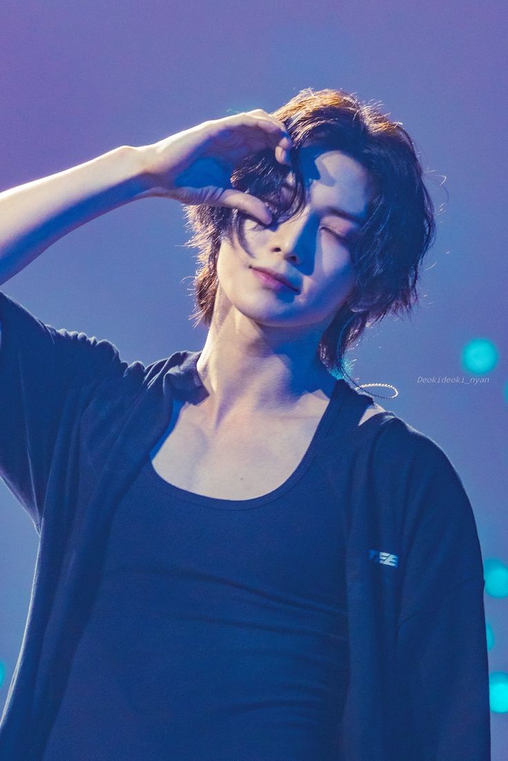 에이티즈의 비하인드 컷