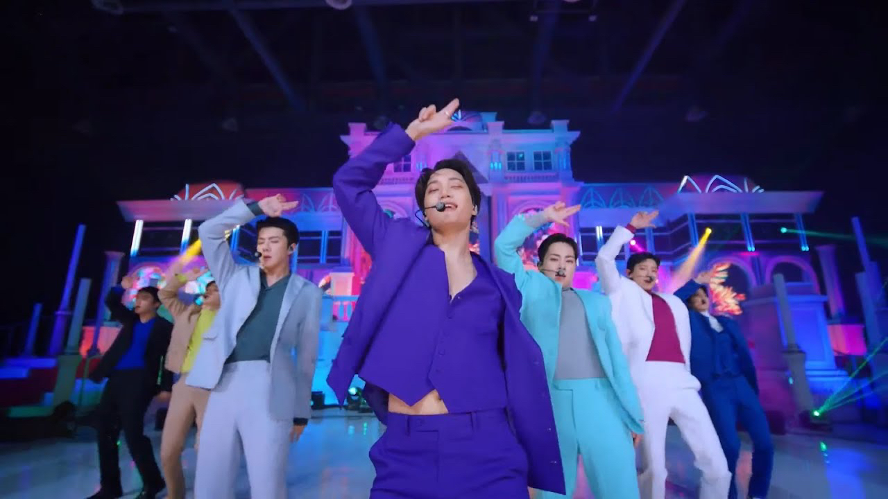 Momen yang diabadikan oleh penggemar Kai (EXO)