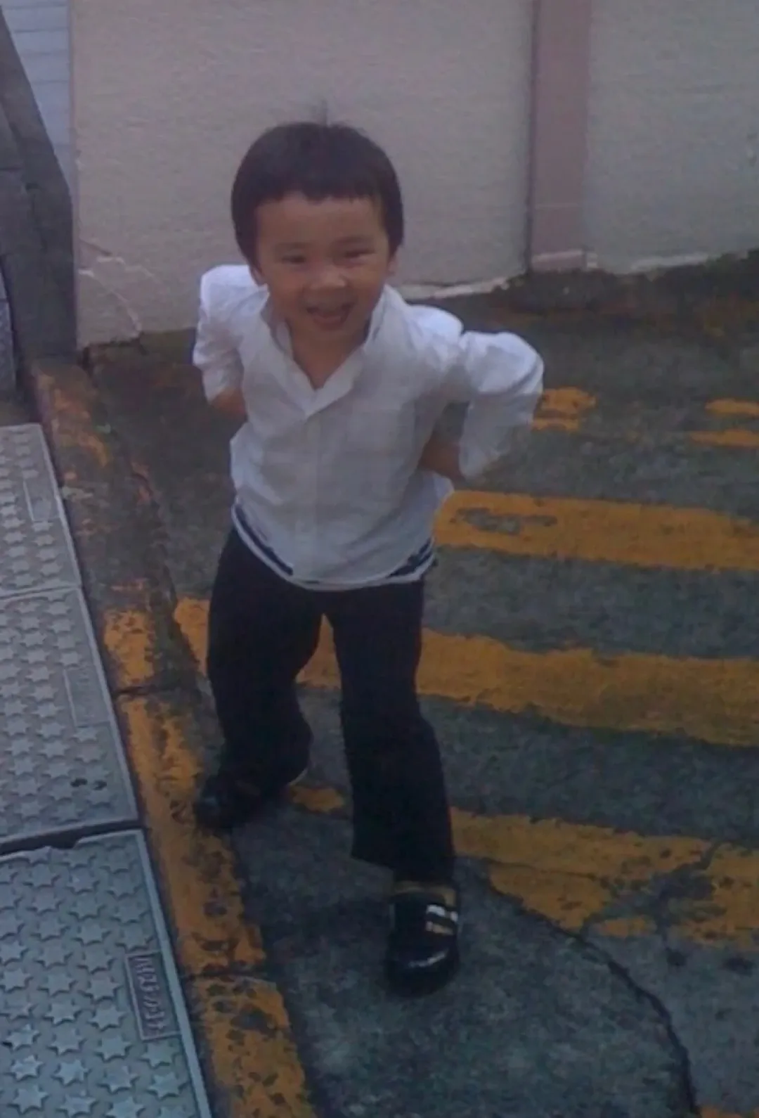 苏建 (NEXZ)的最新照片