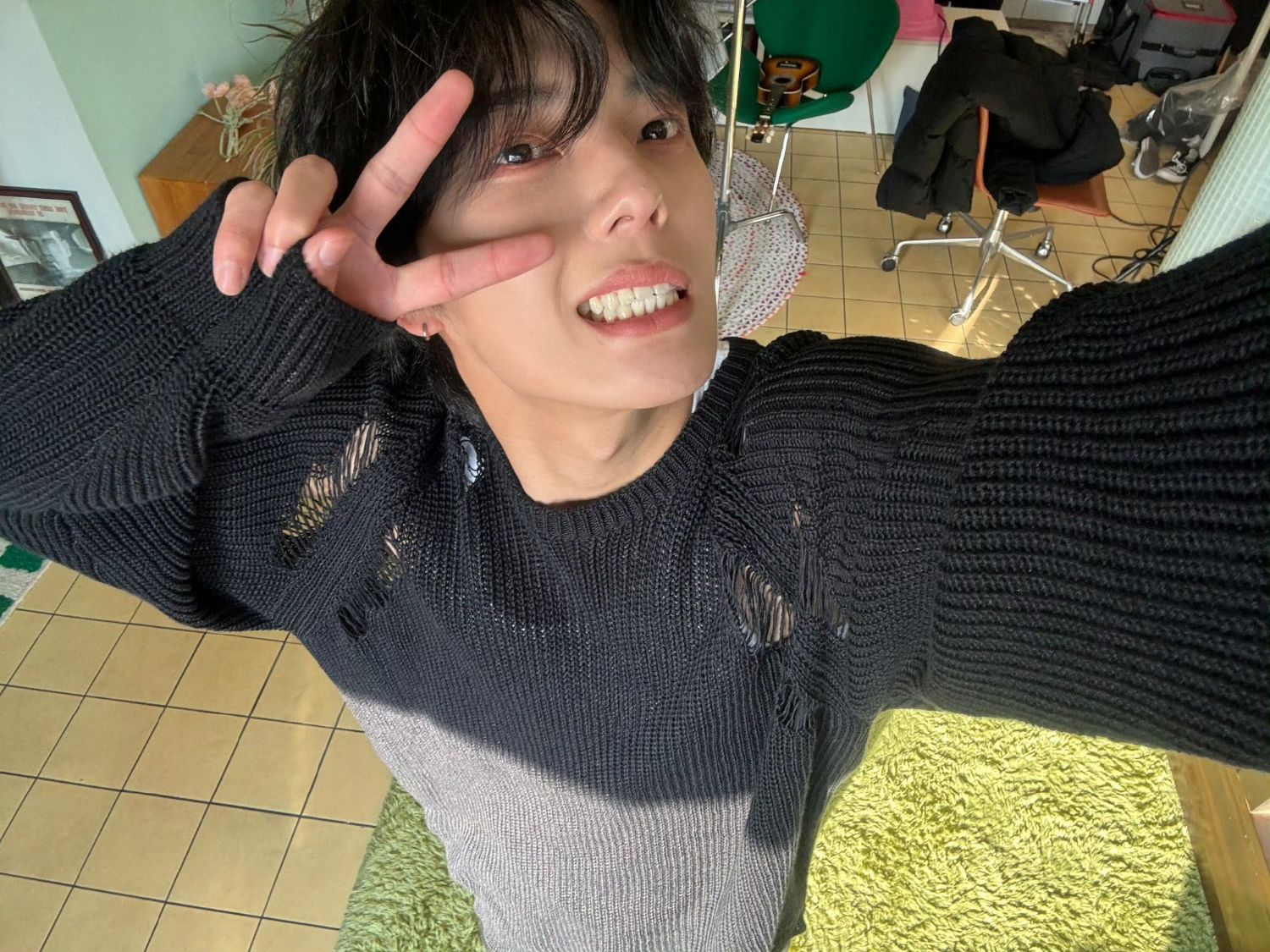 A moment captured by Leejeong (WHIB)'s fan