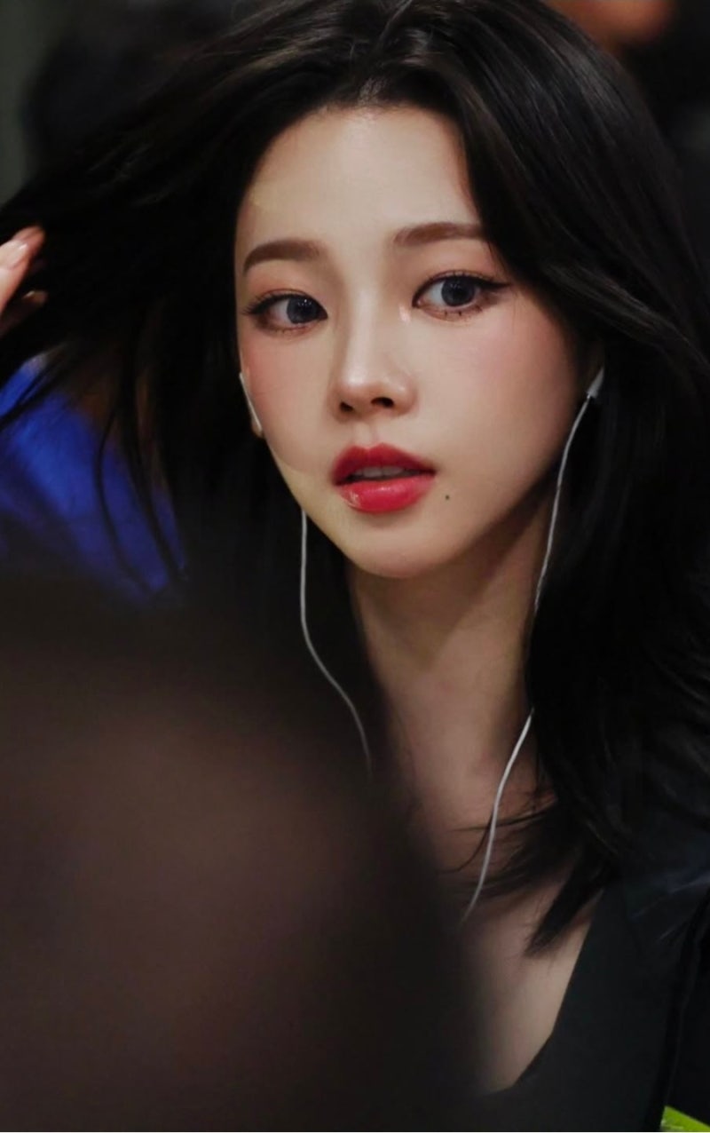 Behind-the-scenes cut of Karina (aespa)