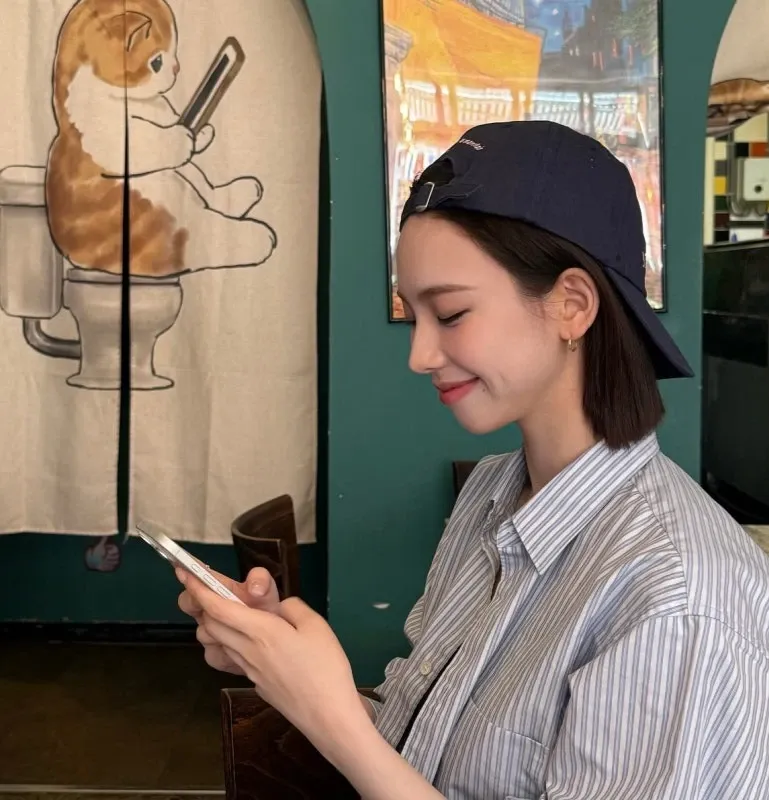 Latest photo of Karina (aespa)