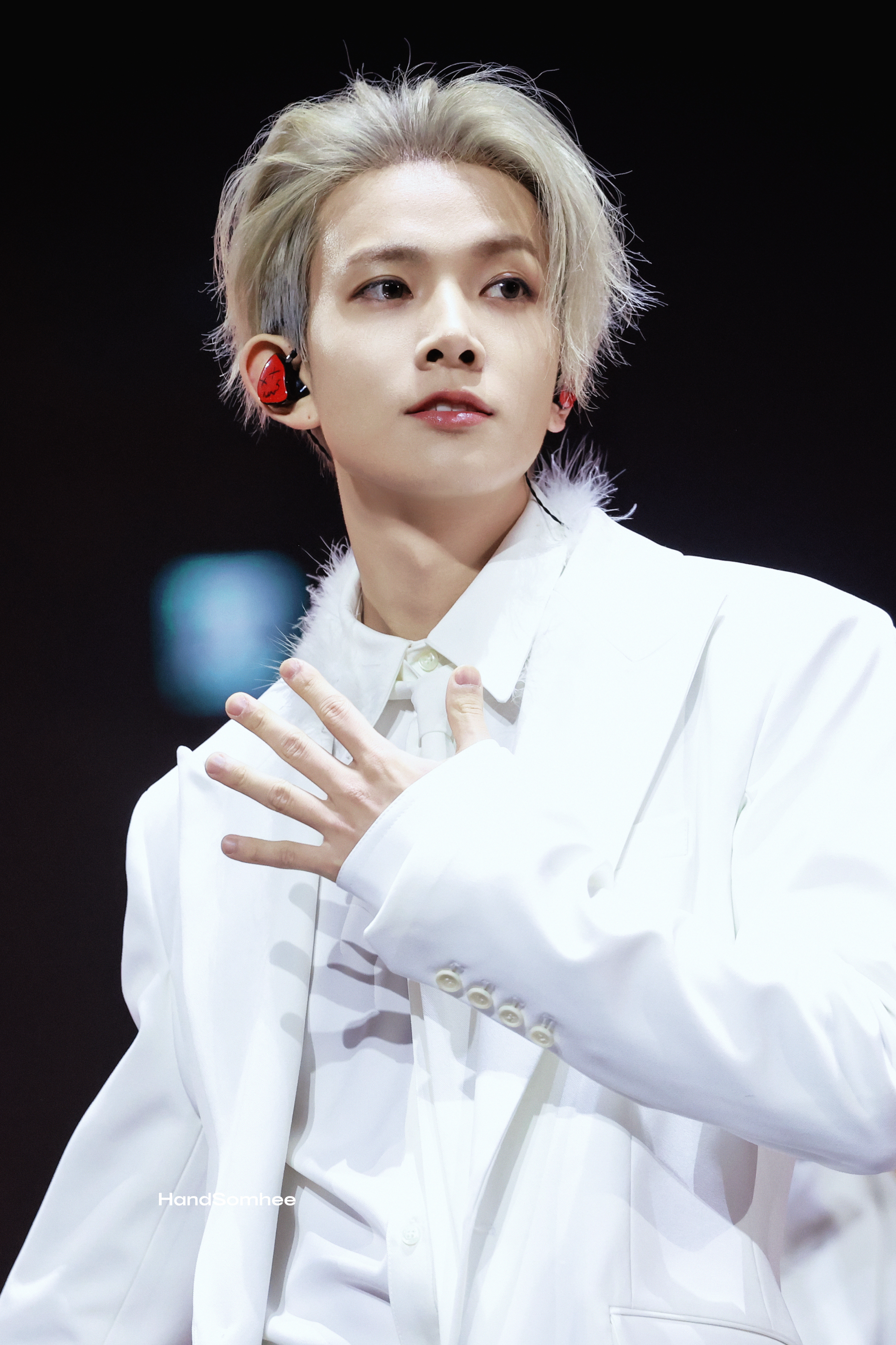 Foto aktivitas terbaru Heeseung (ENHYPEN)