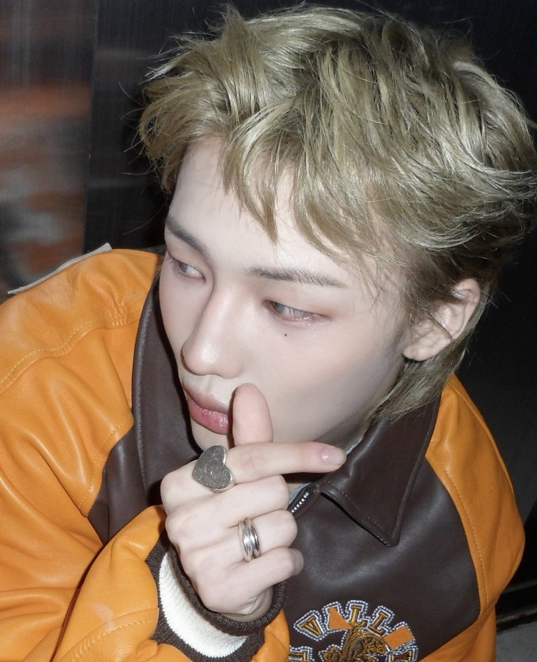 Latest photo of Junhyeok (TNX)