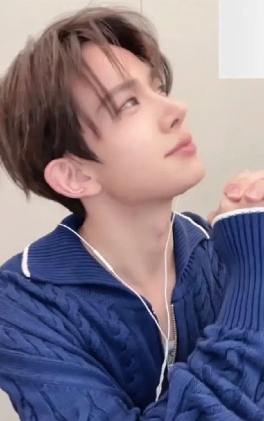 에반 최근 활동샷