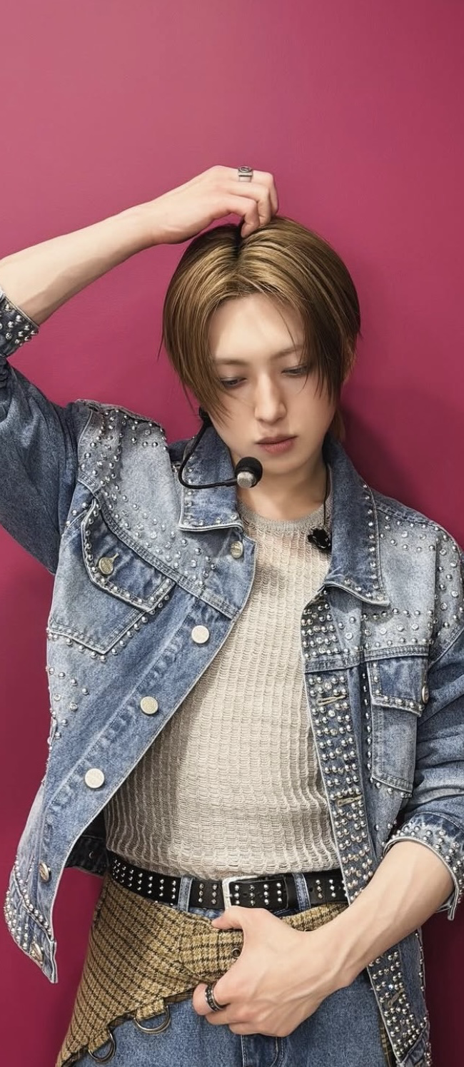 Foto terbaru Fuma (&TEAM)