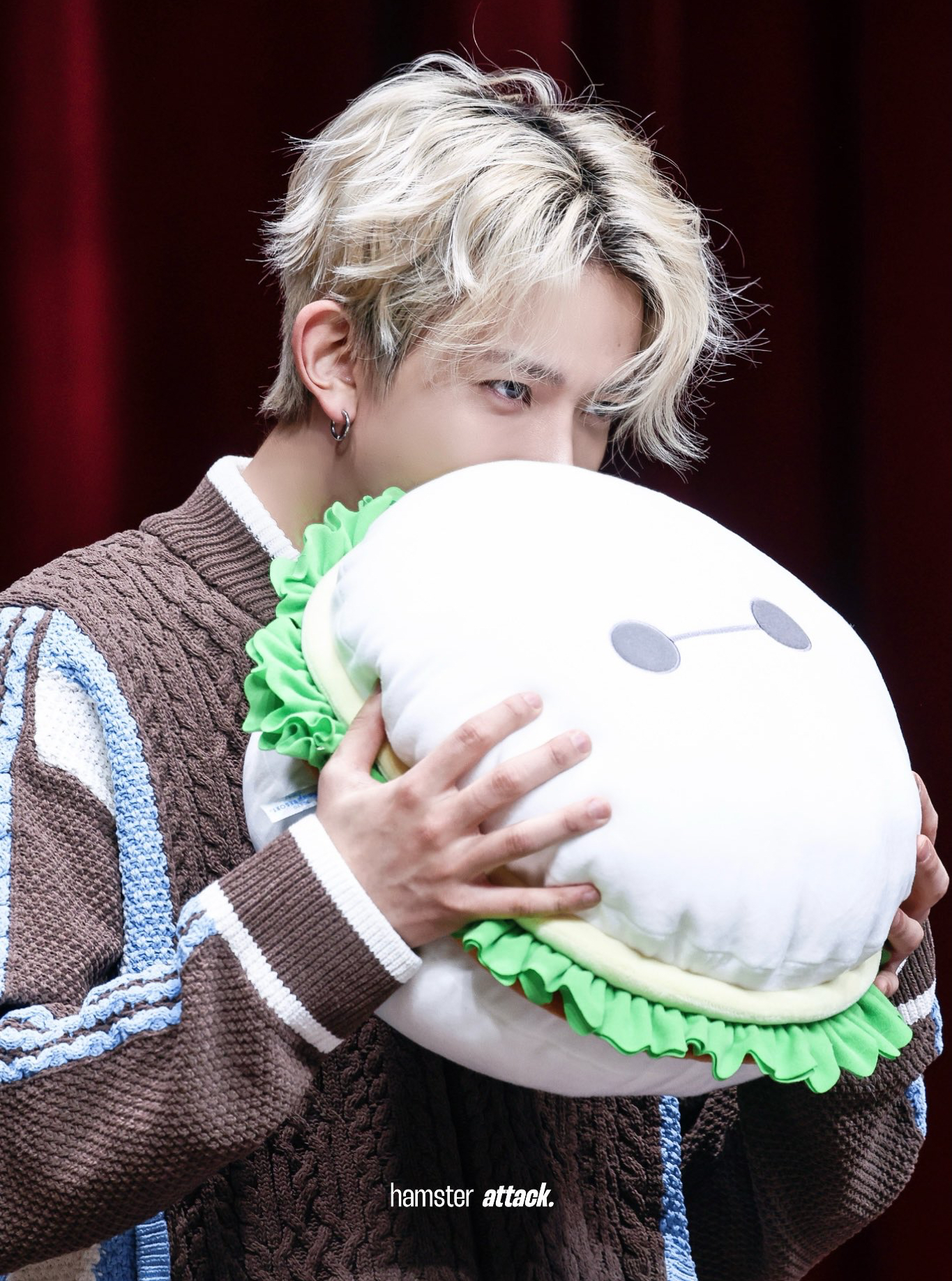 Momen yang diabadikan oleh penggemar Heeseung (ENHYPEN)