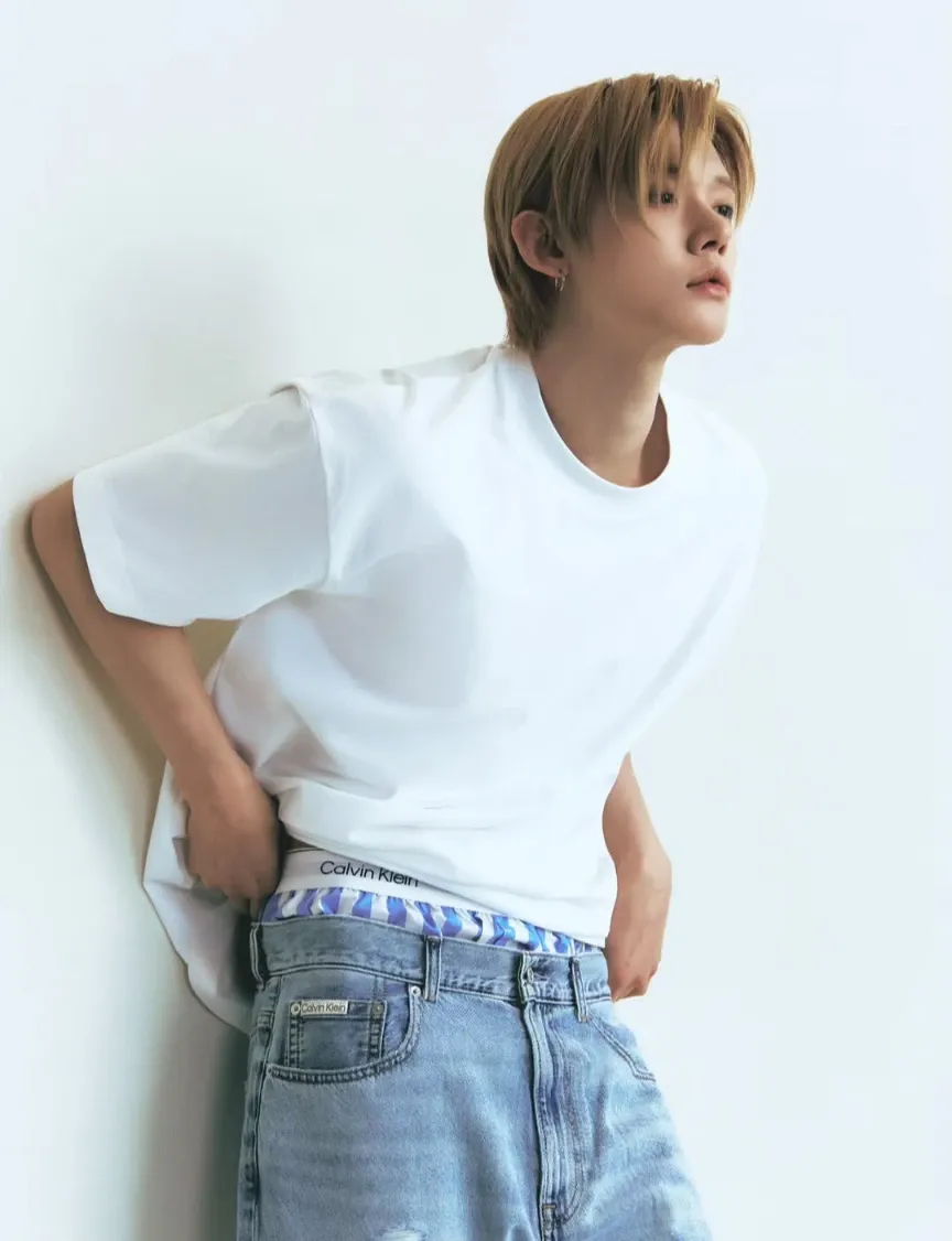 Foto terbaru Yeonjun (TOMORROW X TOGETHER)