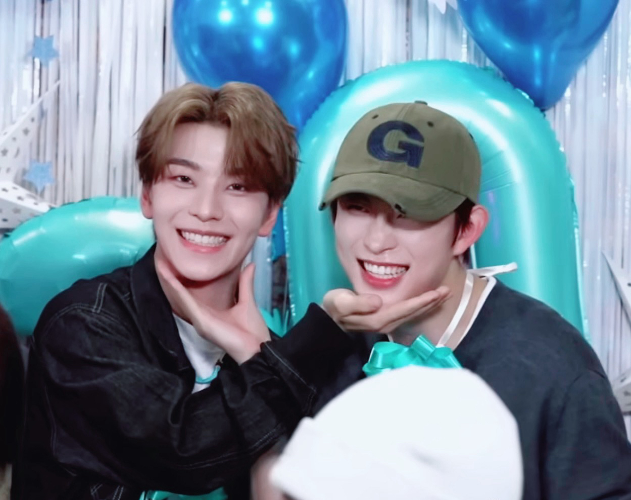 キムゴヌ (ALPHA DRIVE ONE)の舞台裏ショット