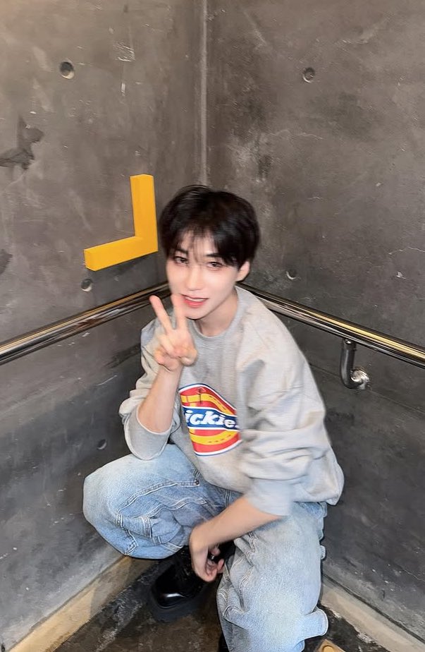 쑨헝위 (MODYSSEY)의 비하인드 컷