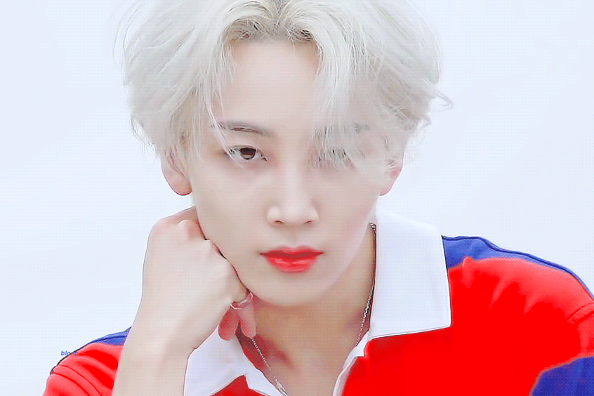 Recent activity shot of Jeonghan (SEVENTEEN)