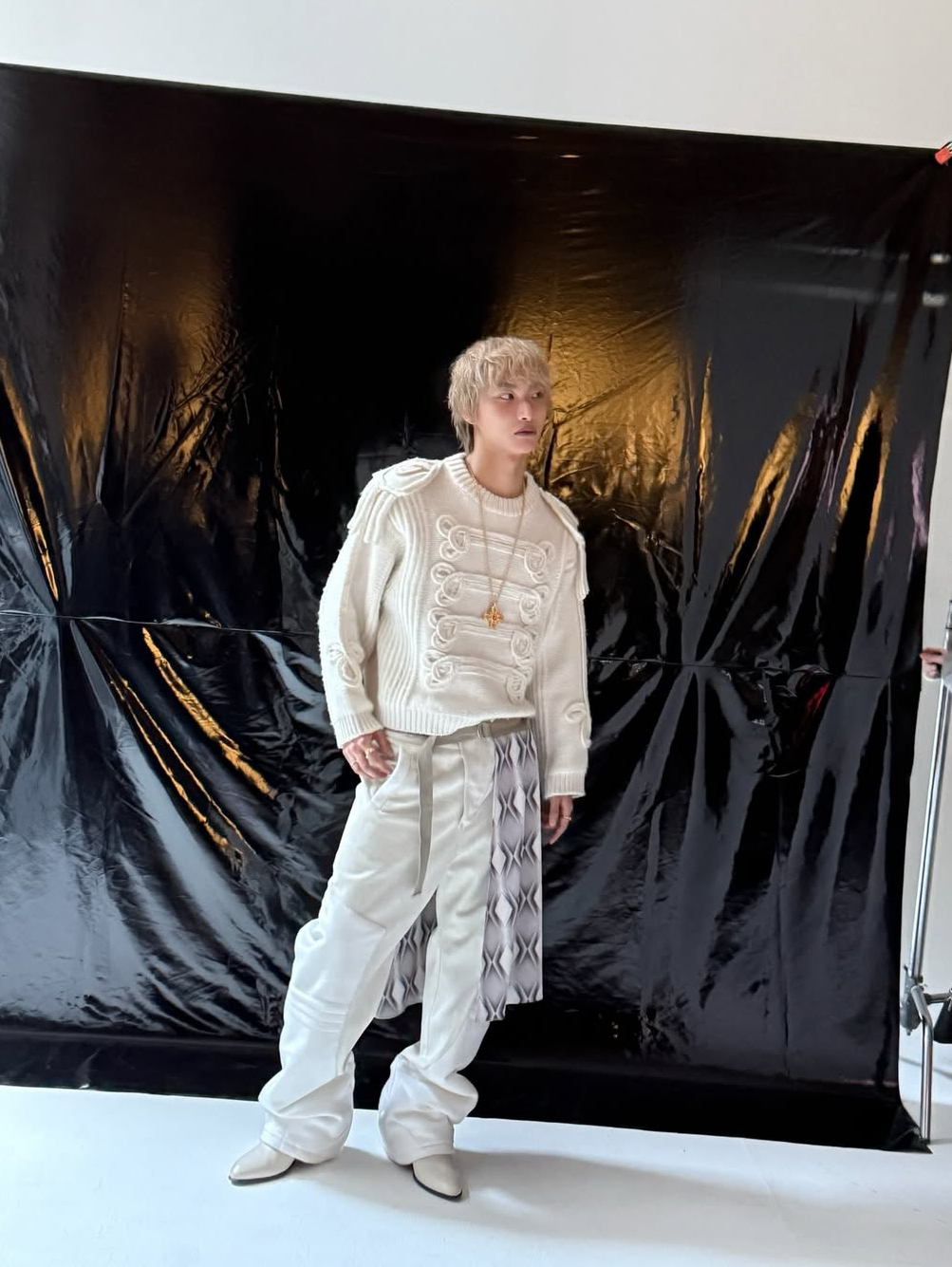 Behind-the-scenes cut of Seonghwa (ATEEZ)