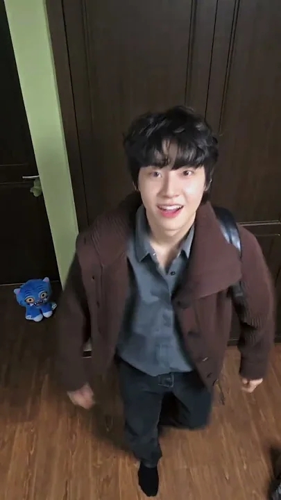 Fan-made special wallpaper for 李鎭赫