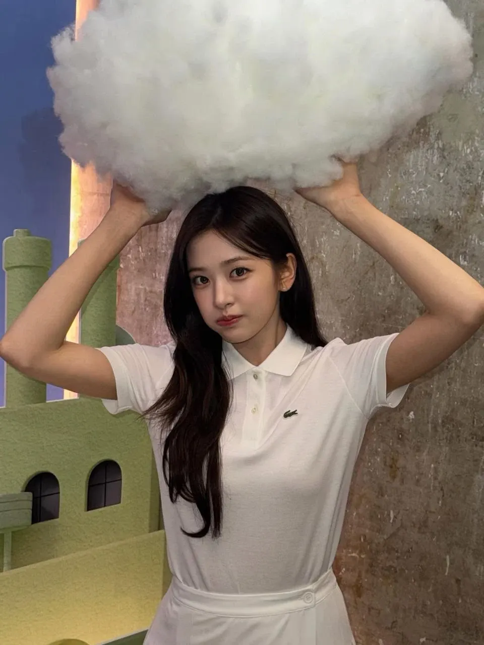 Recent activity shot of An Yujin (IVE)