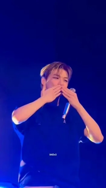 Today's most popular wallpaper in the 姜丹尼尔 community