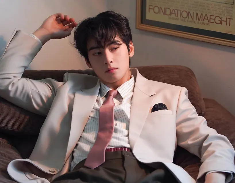 Recent activity shot of Eunwoo (ASTRO)