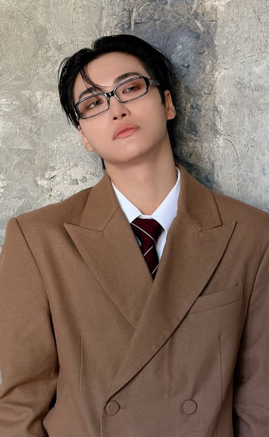 パク・ソンファ (ATEEZ)の舞台裏ショット