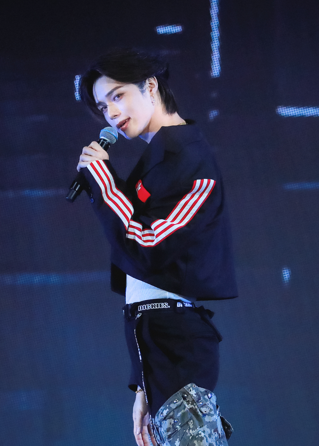 A moment captured by K (&TEAM)'s fan