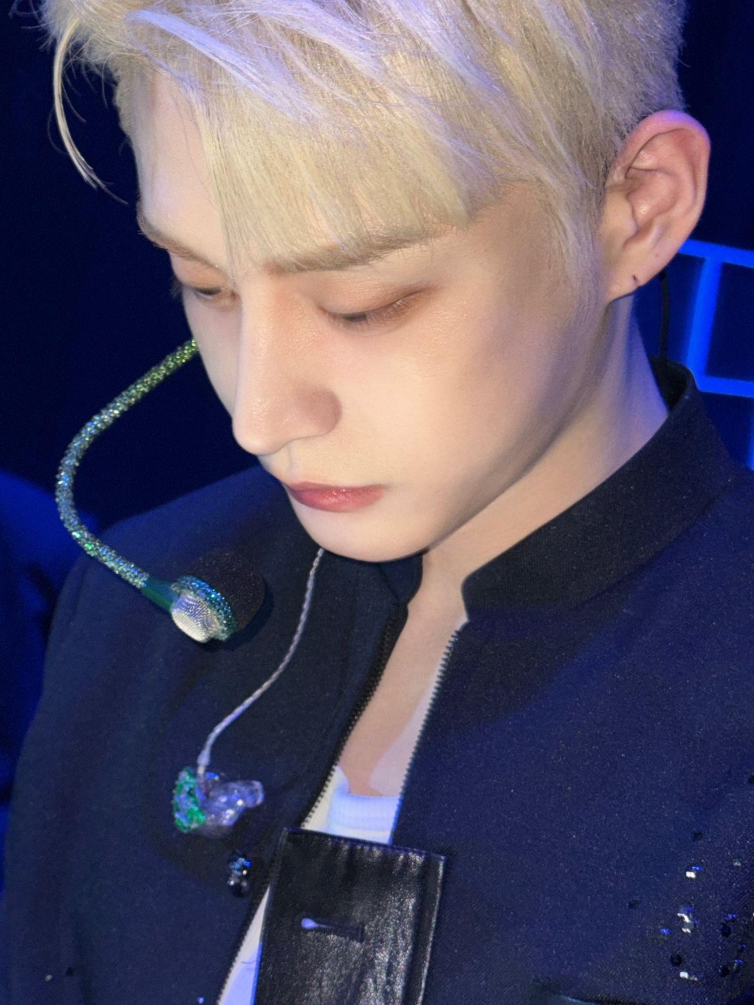 Latest photo of Kim Jiwoong (ZEROBASEONE)