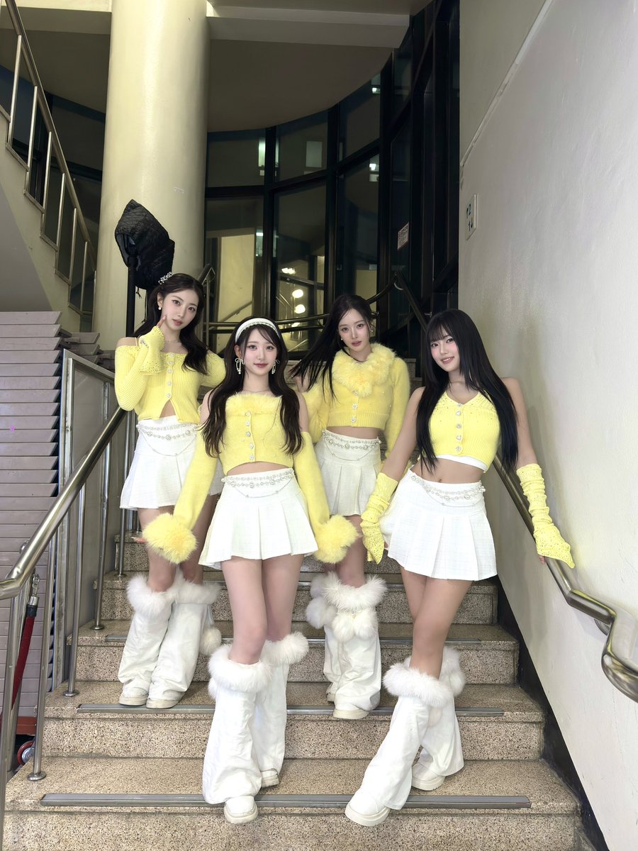 Behind-the-scenes cut of H1-KEY