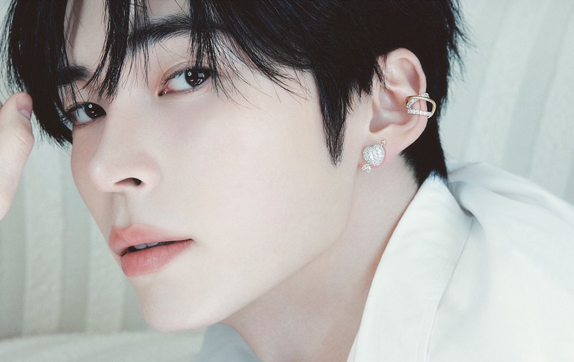 성한빈 (제로베이스원) 최근 활동샷