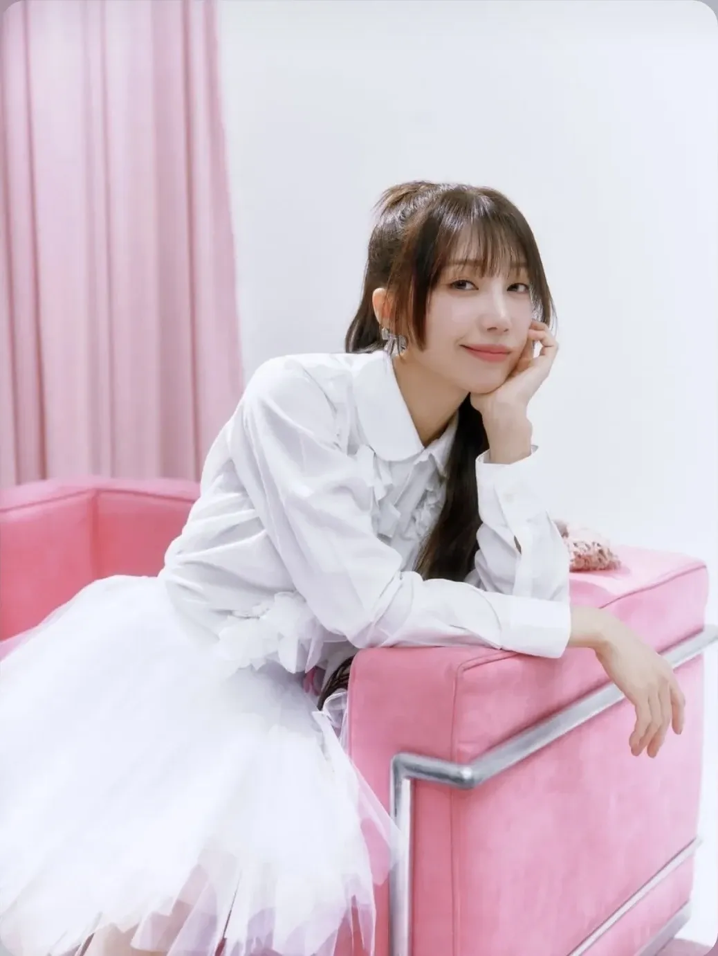 Recent activity shot of Jeong Eunji (Apink)