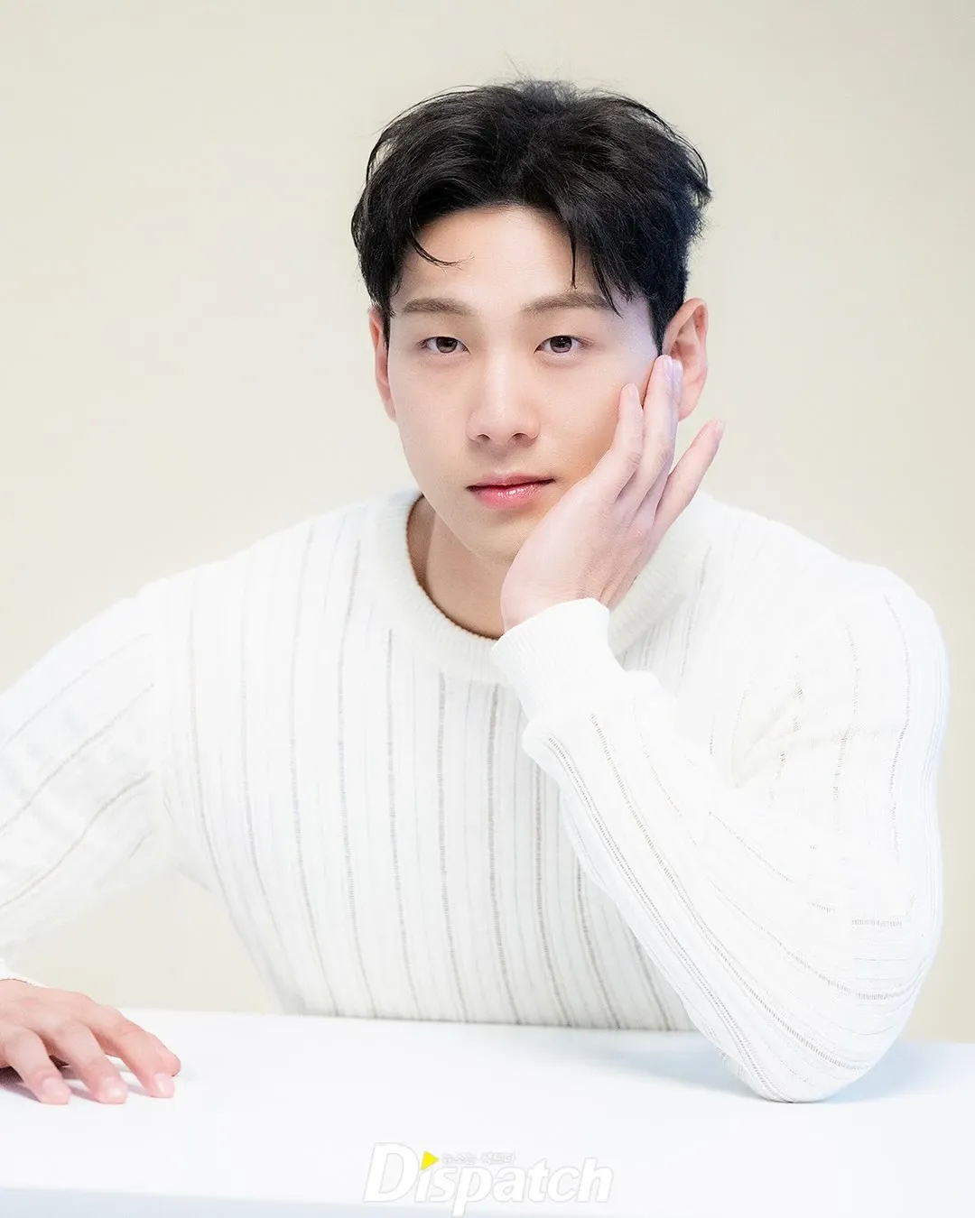 백호의 비하인드 컷