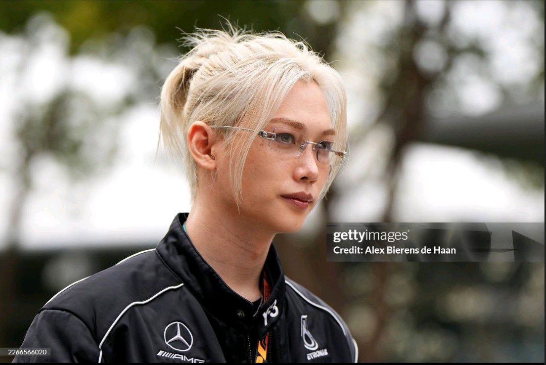 A moment captured by Felix (Stray Kids)'s fan