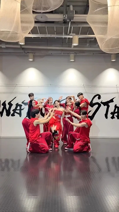 The most beloved wallpaper among Mina (TWICE)'s fans