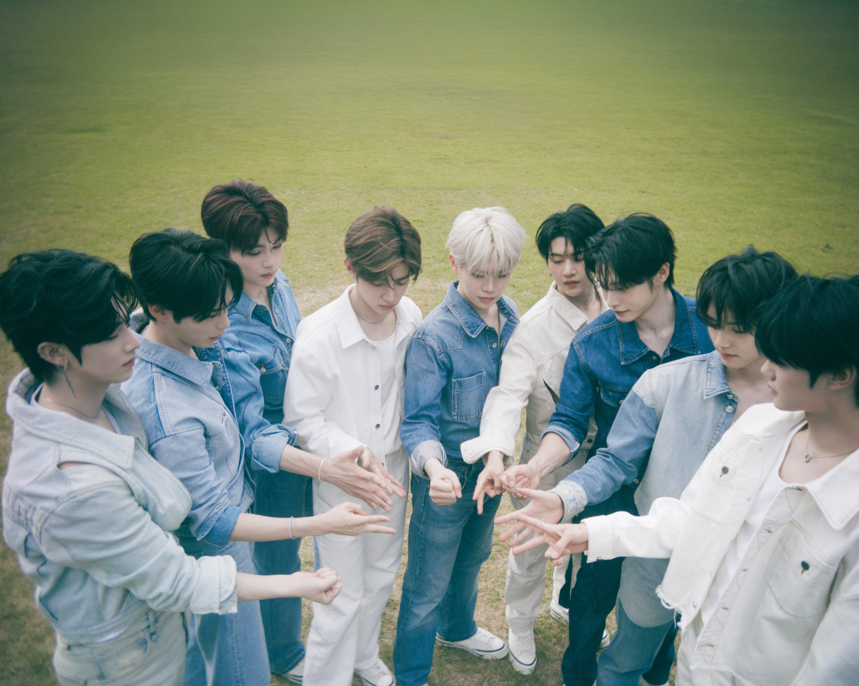 Behind-the-scenes cut of ZEROBASEONE