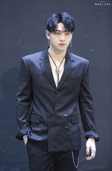 백호 최근 활동샷