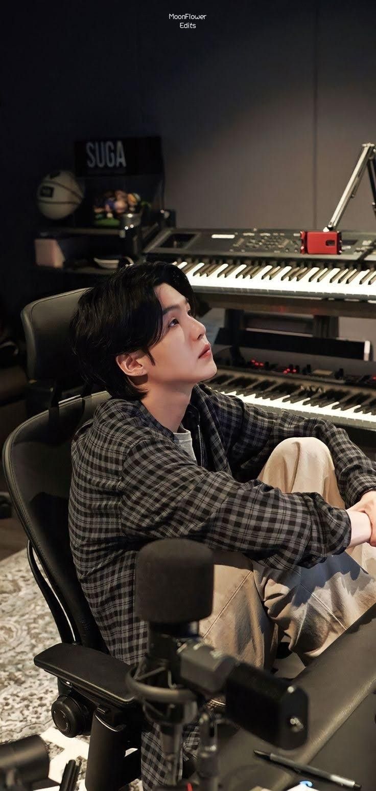 SUGA (BTS)の舞台裏ショット