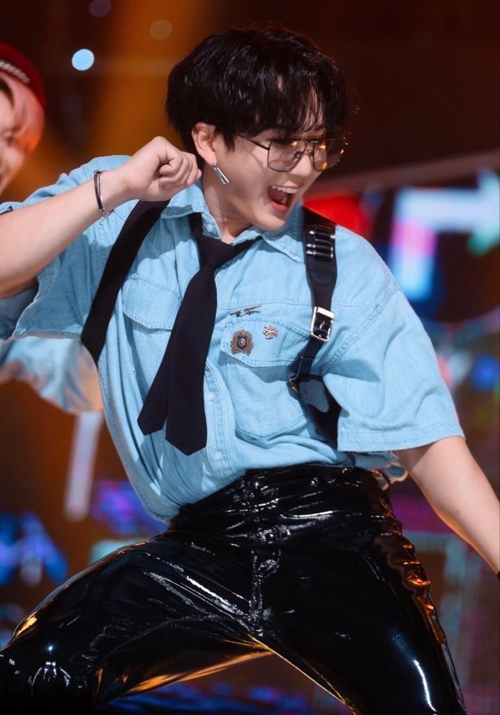 창빈 (Stray Kids)의 비하인드 컷