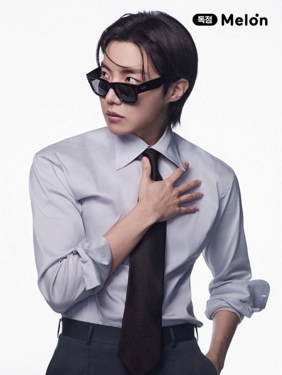 Foto aktivitas terbaru j-hope (BTS)