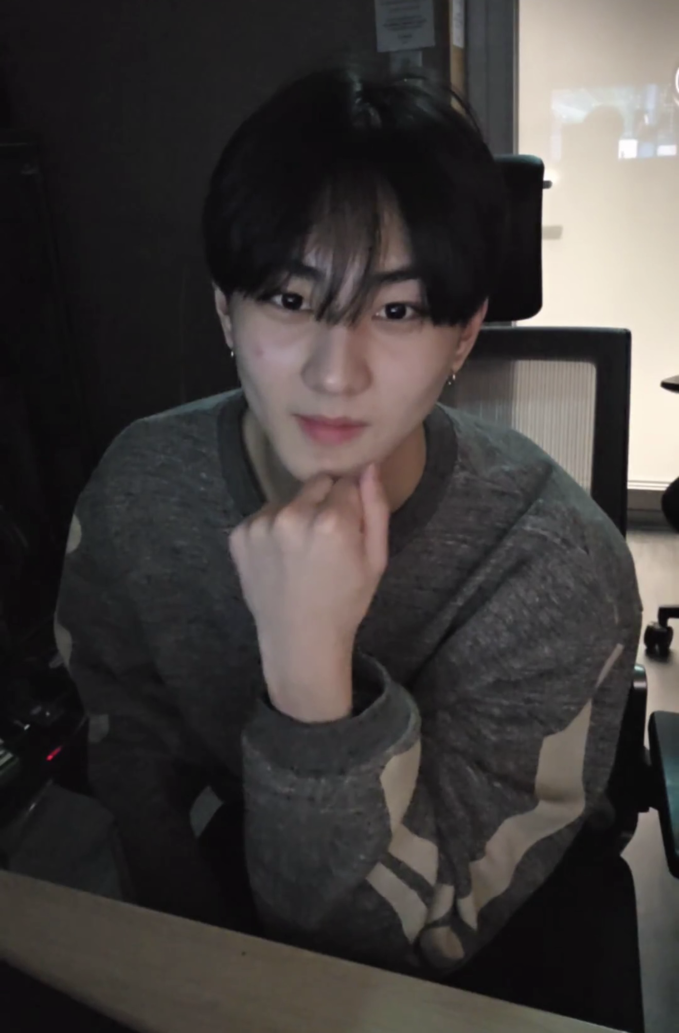 Behind-the-scenes cut of Jungwon (ENHYPEN)