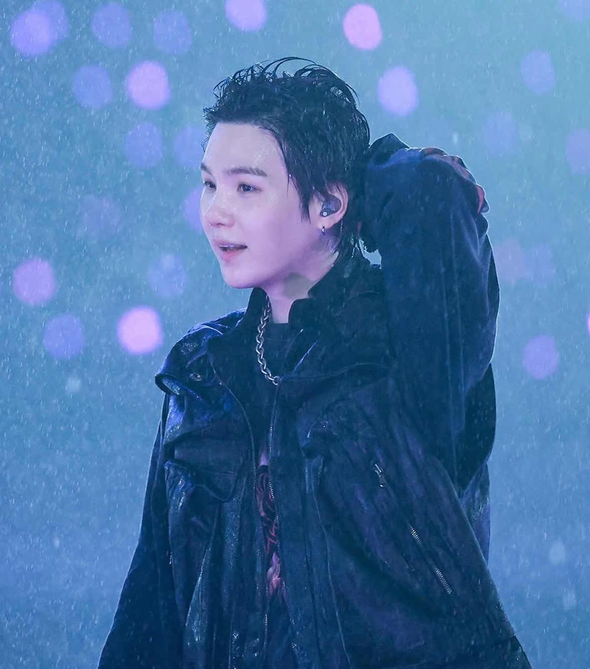 슈가 (방탄소년단)의 최신 사진