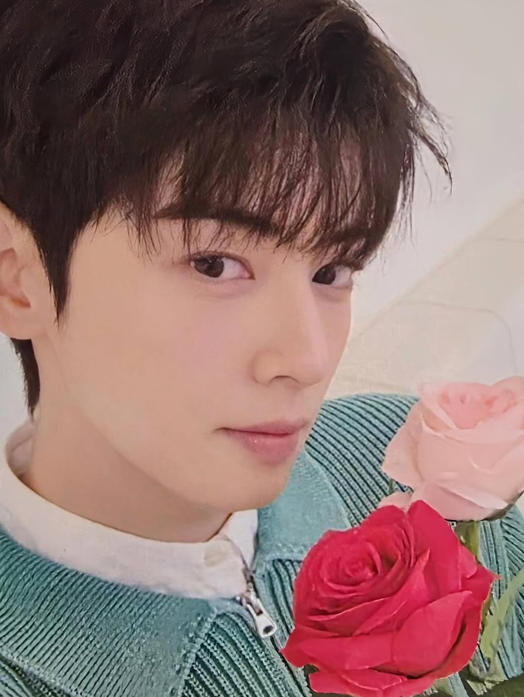 A moment captured by Eunwoo (ASTRO)'s fan