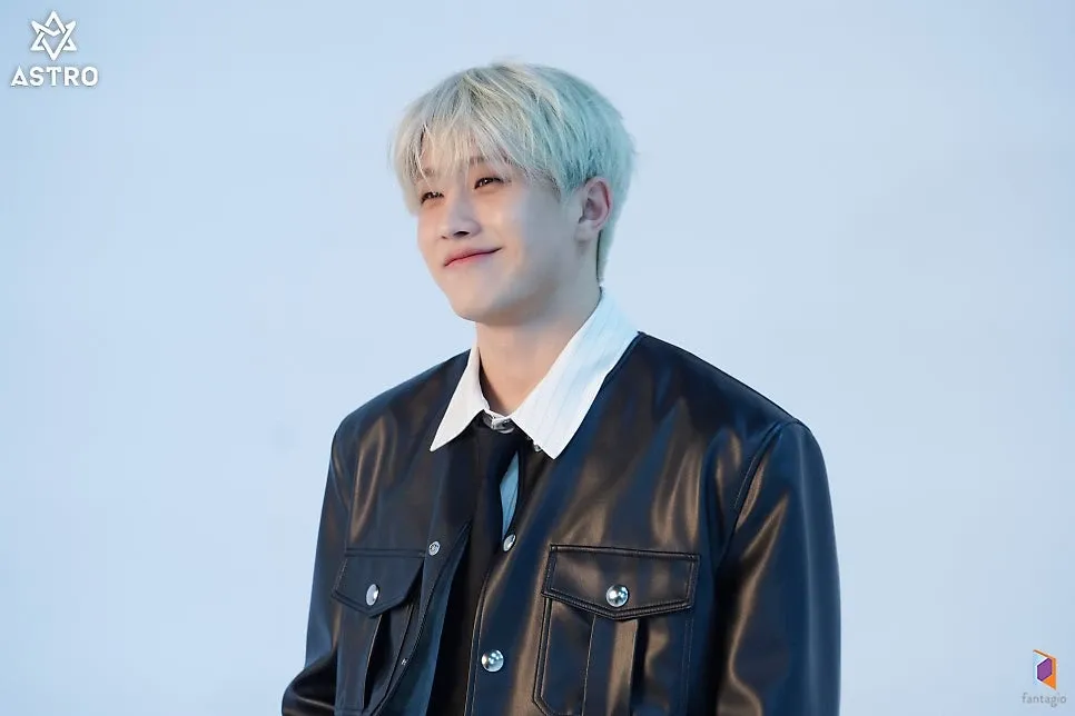 Recent activity shot of Jinjin (ASTRO)