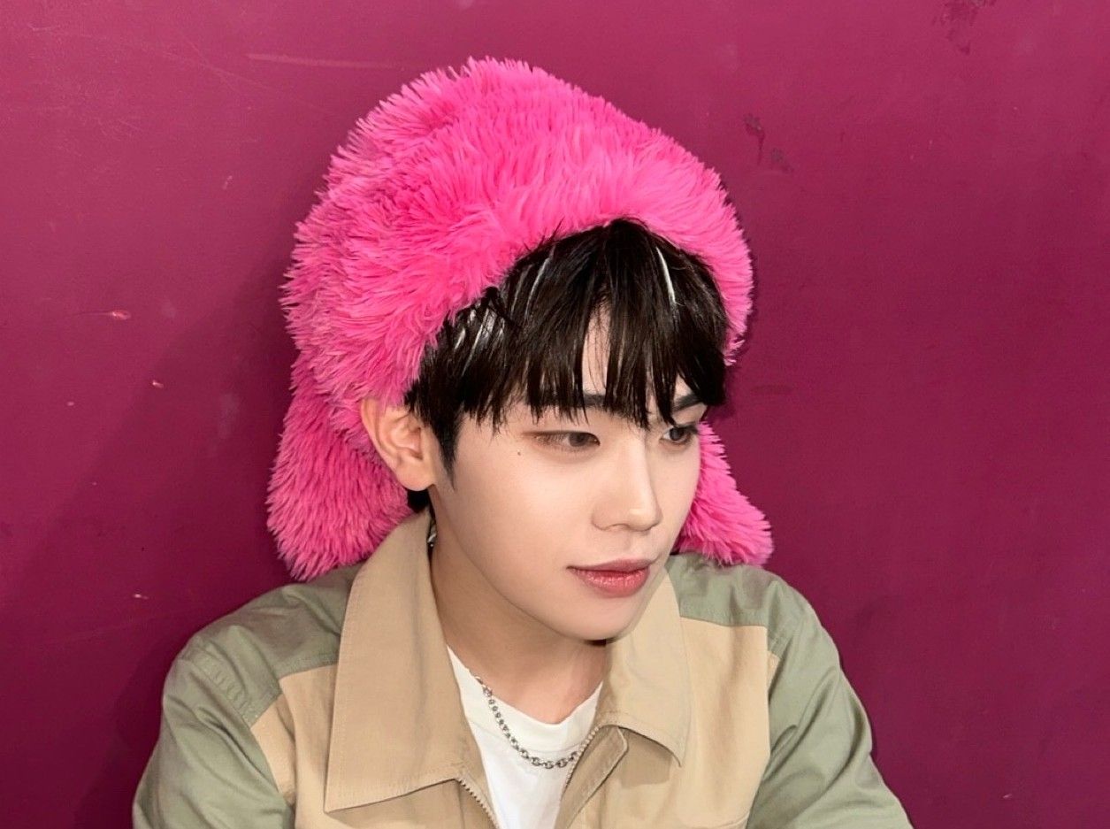 Recent activity shot of Kim Taerae (ZEROBASEONE)